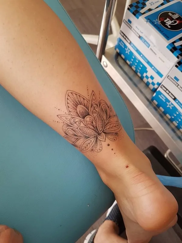 Petit mandala sur l’avant-bras